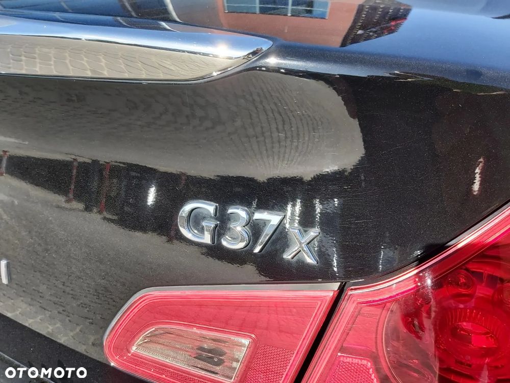Infiniti G G37 AWD - 11