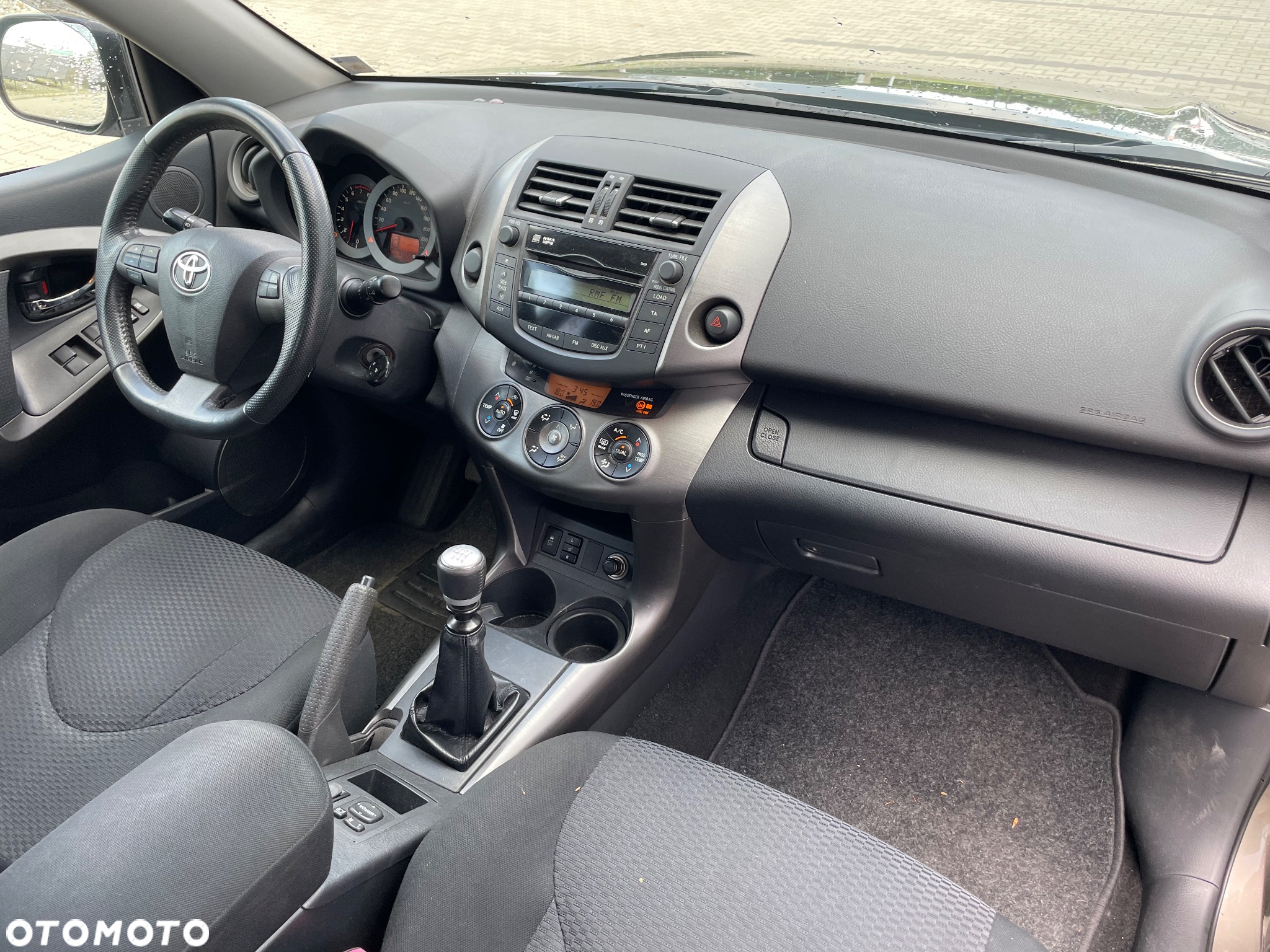 Toyota RAV4 2.0 VVT-i Sol 4x2 - 29
