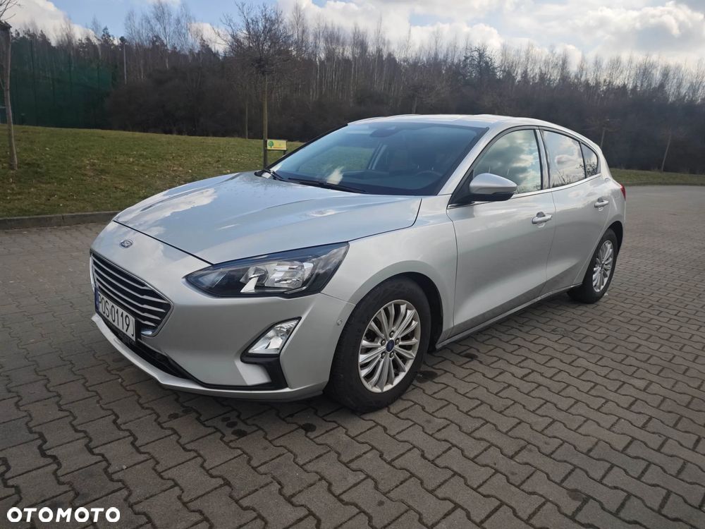 Ford Focus 1.0 EcoBoost Hybrid TITANIUM - 1