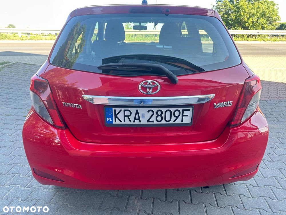 Toyota Yaris 1.0 Sol - 9