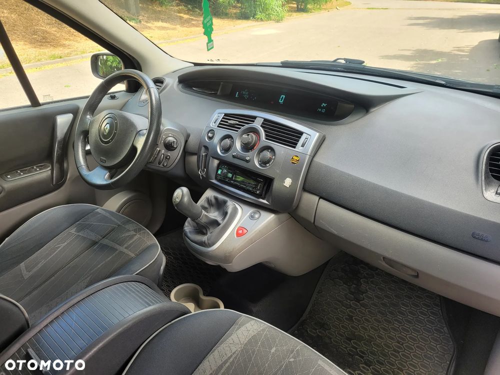 Renault Scenic 1.6 Confort Expression - 12