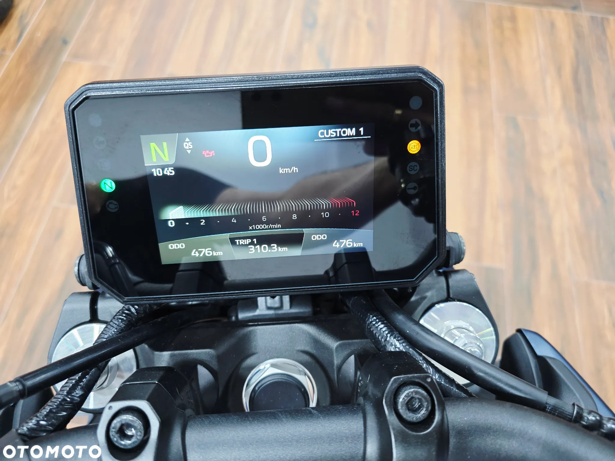 Yamaha MT - 8