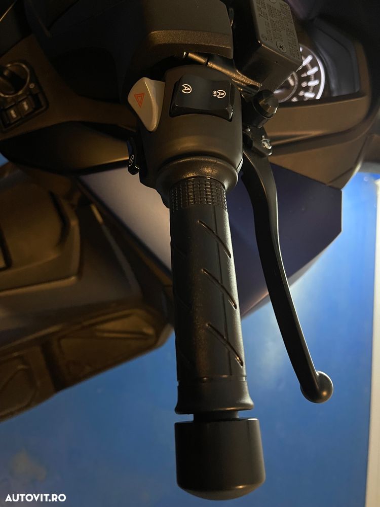 Honda Forza 125 - 15