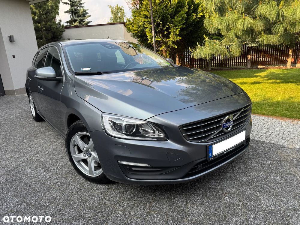 Volvo V60 D4 Drive-E Momentum - 5