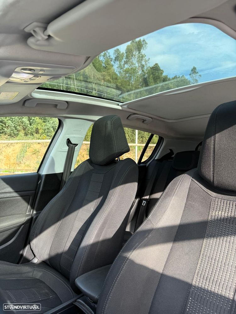 Peugeot 308 1.6 e-HDi Allure J17 - 11