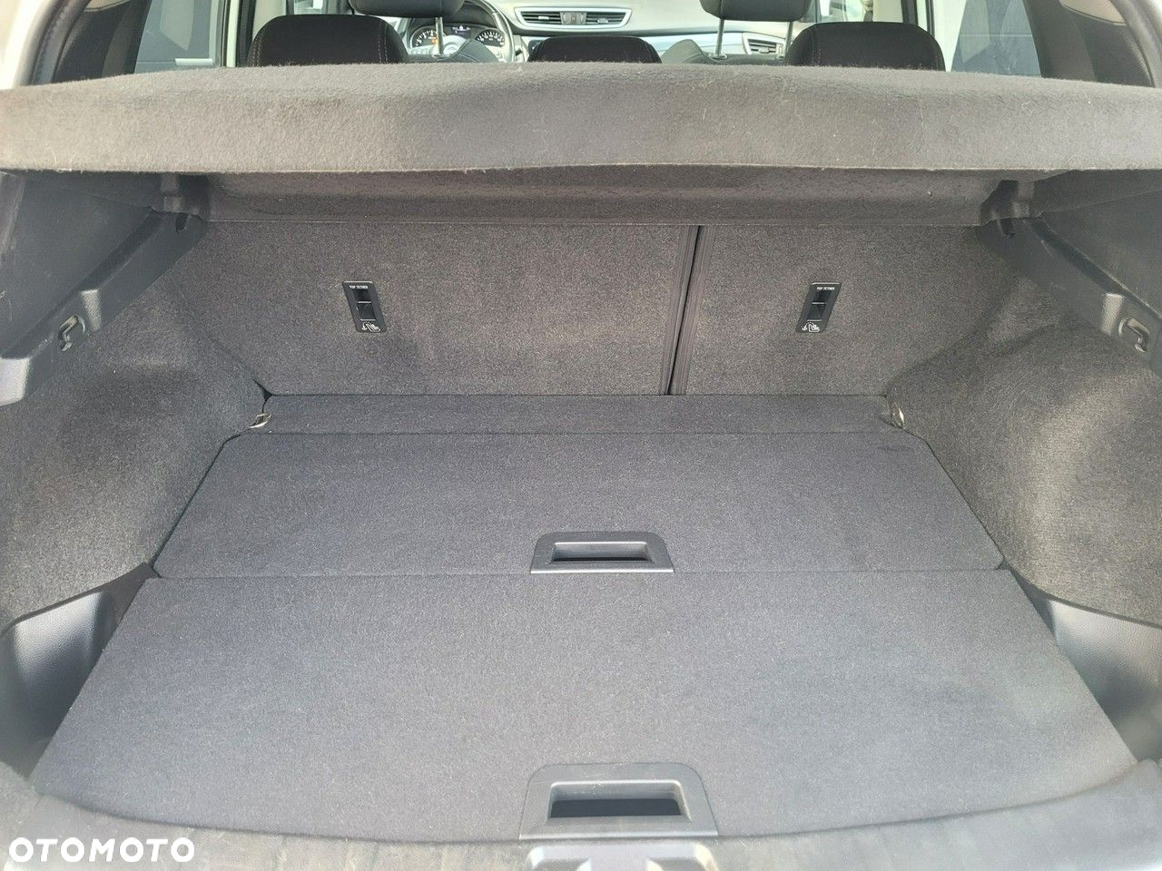 Nissan Qashqai - 15