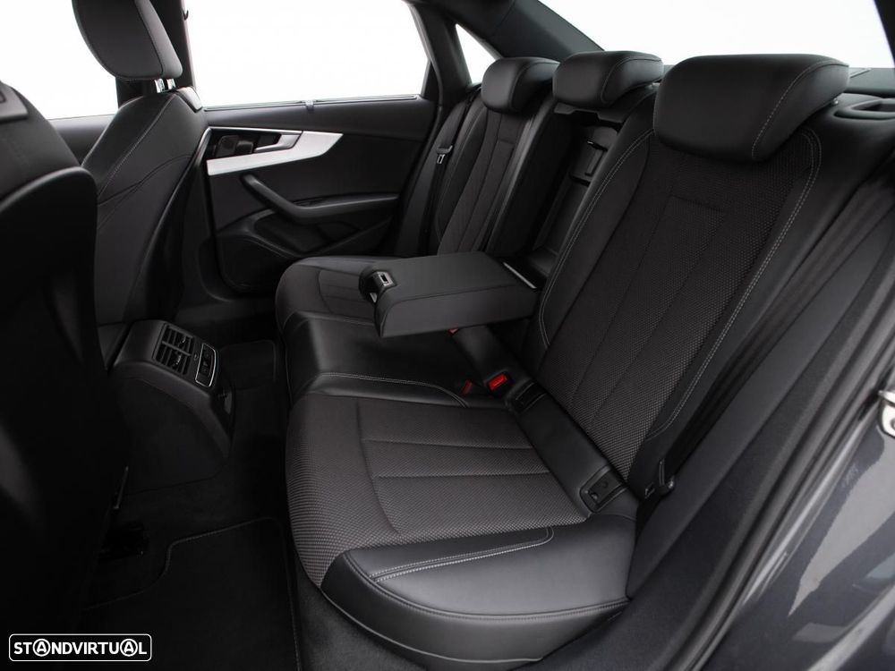 Audi A4 35 TDI S line S tronic - 11