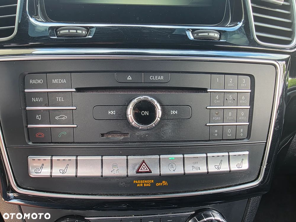Mercedes-Benz GLS - 18