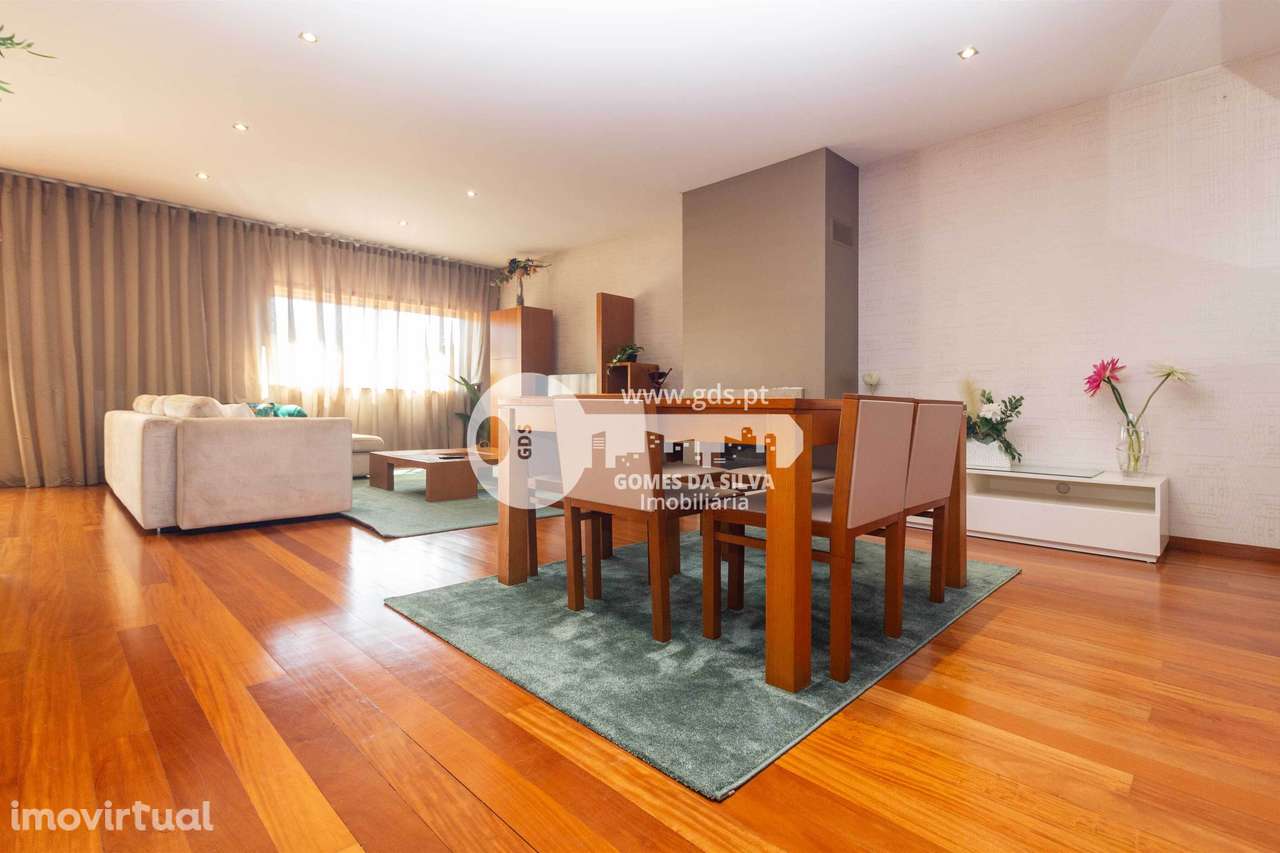 Moradia T4 + 2 em Palmeira para arrendamento - Grande imagem: 4/31