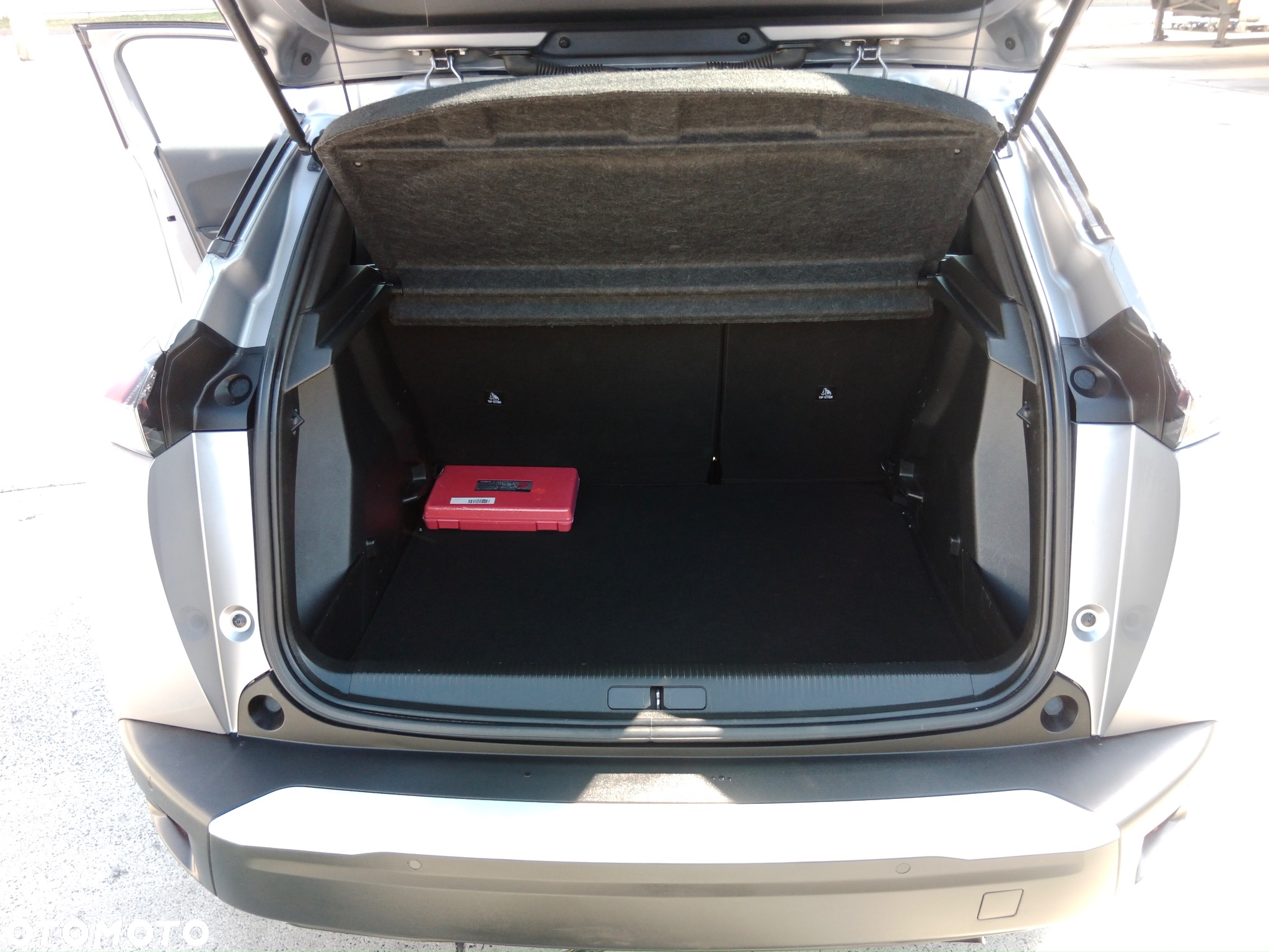 Peugeot 2008 PureTech 100 Stop&Start Allure - 13