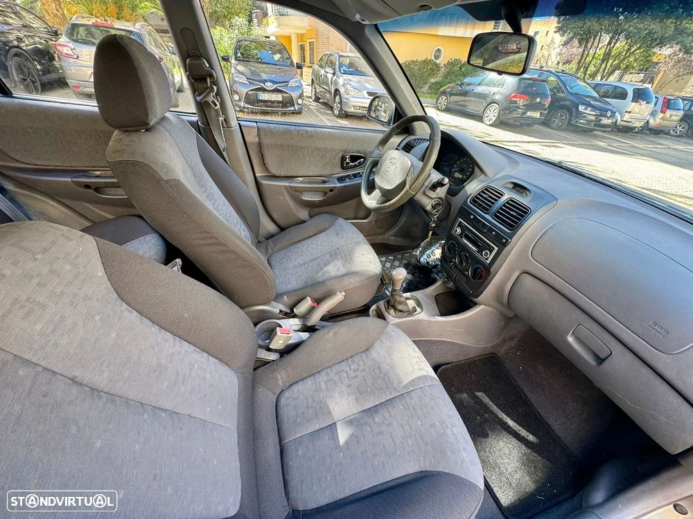 Hyundai Accent 1.5 CRDi Comfort ABS - 7