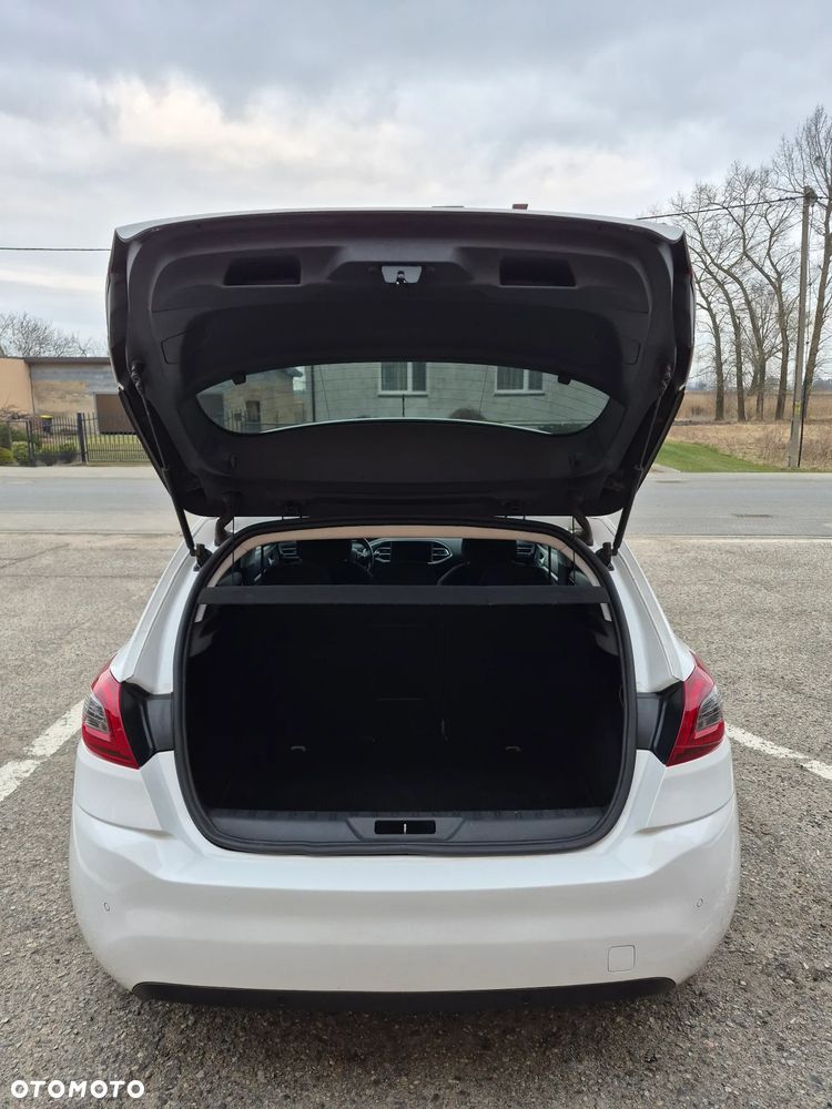Peugeot 308 - 6