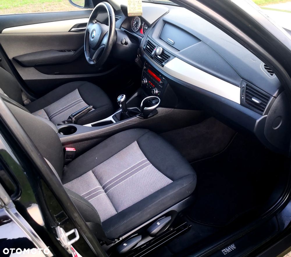 BMW X1 sDrive18d - 14