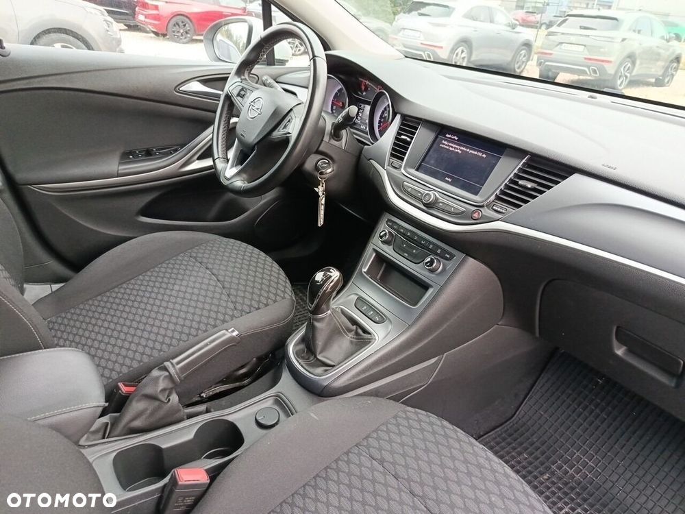 Opel Astra 1.2 T Elegance S&S - 18