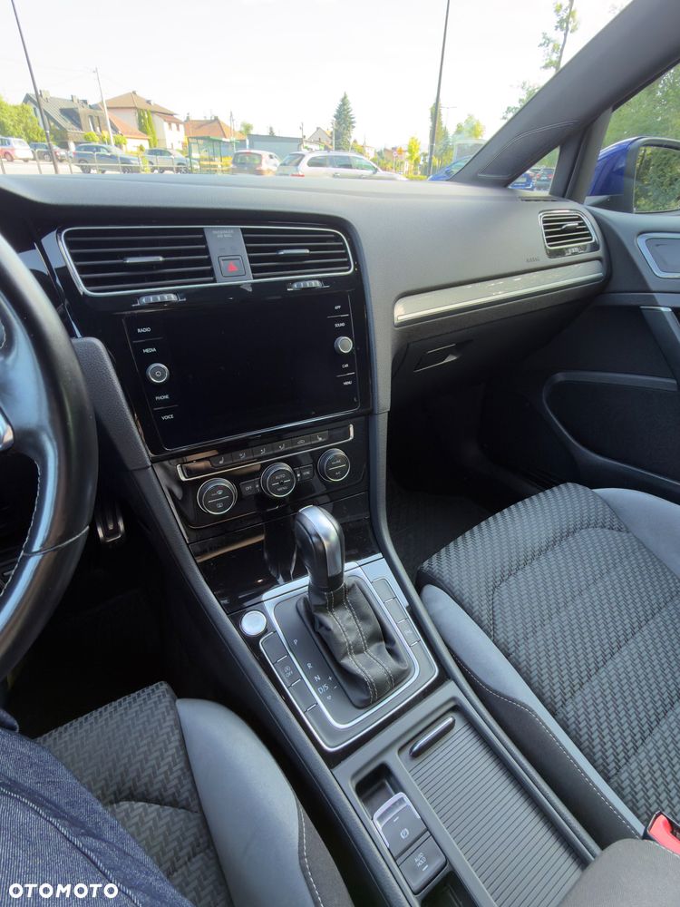 Volkswagen Golf 1.5 eTSI EVO R-Line DSG - 7