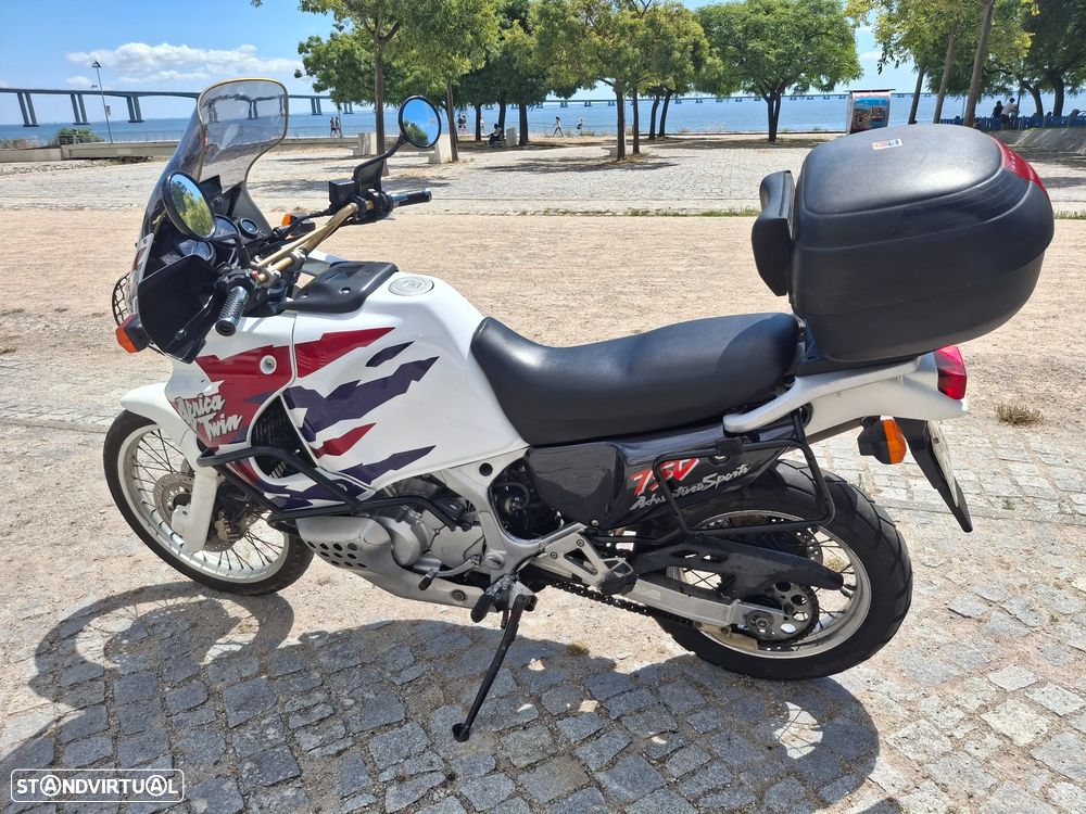Honda Africa Twin XRVRD07 - 13