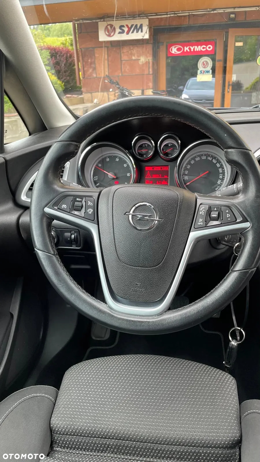 Opel Astra 1.7 CDTI DPF Cosmo - 13