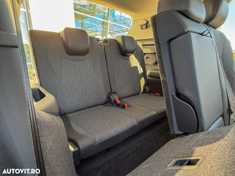 Volkswagen Tayron 2.0 TDI 4Motion DSG Life - 25