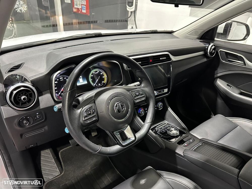MG ZS EV Luxury - 5