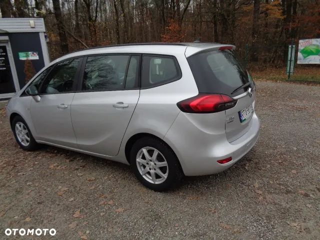 Opel Zafira Tourer 1.4 Turbo Business Edition - 3