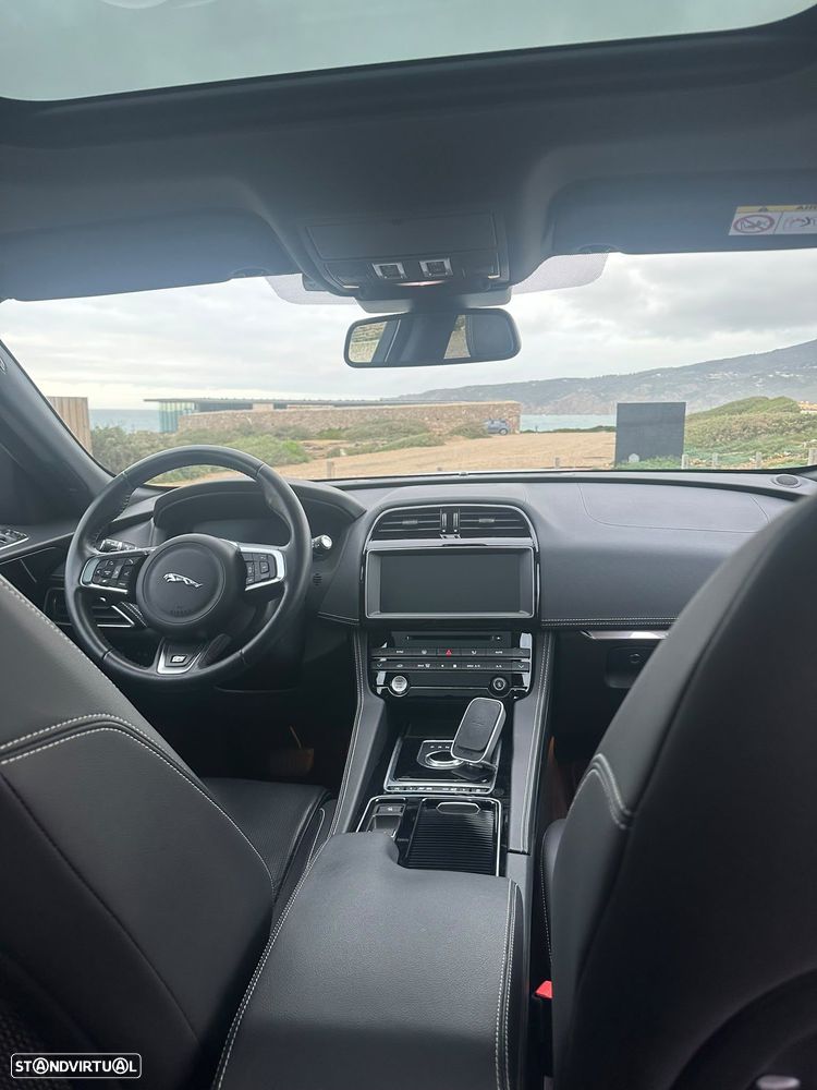 Jaguar F-Pace 2.0 i4D R-Sport Aut. - 7