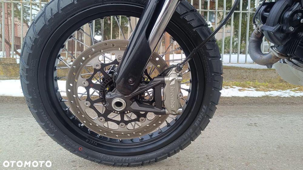 Ducati Scrambler - 11