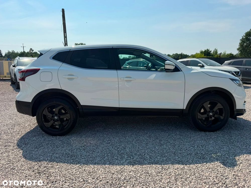 Nissan Qashqai 1.3 DIG-T N-Connecta DCT - 15