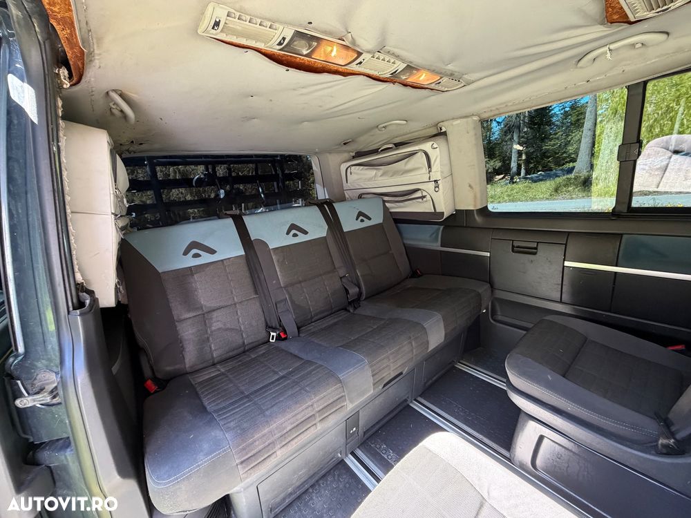 Volkswagen Multivan - 17