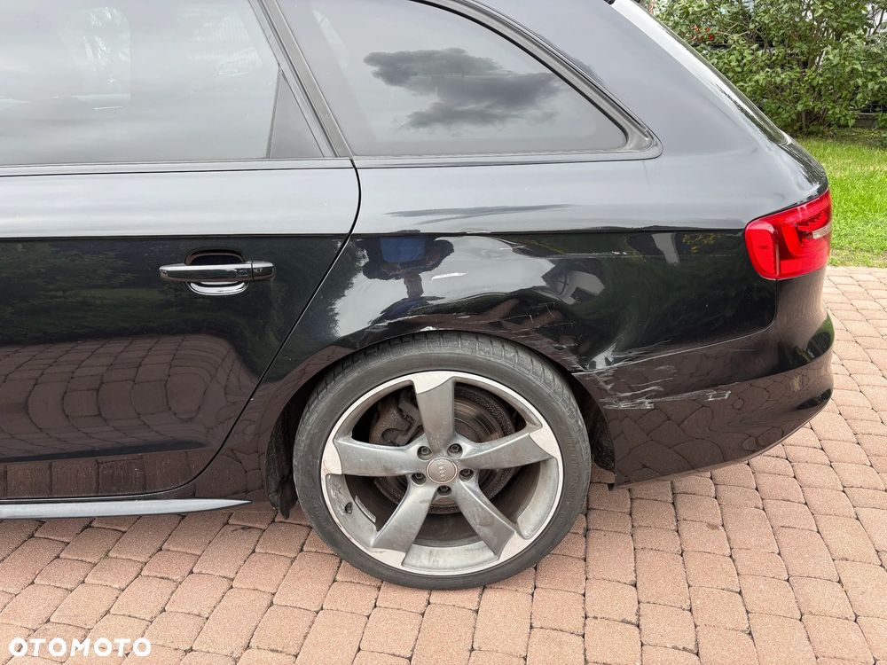 Audi A4 Avant 2.0 TDI DPF clean diesel quattro S tronic S line Sportpaket - 30