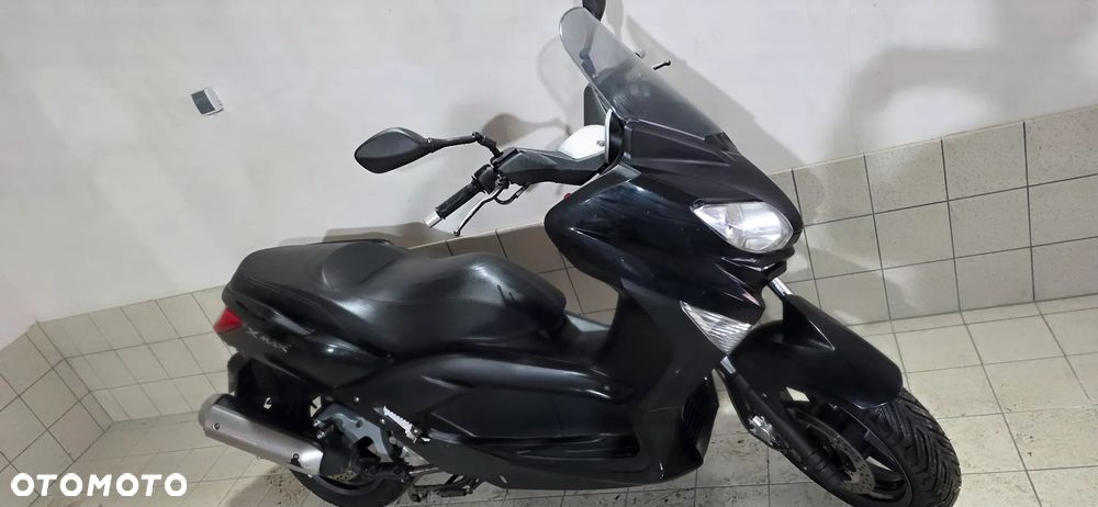 Yamaha X-max - 7