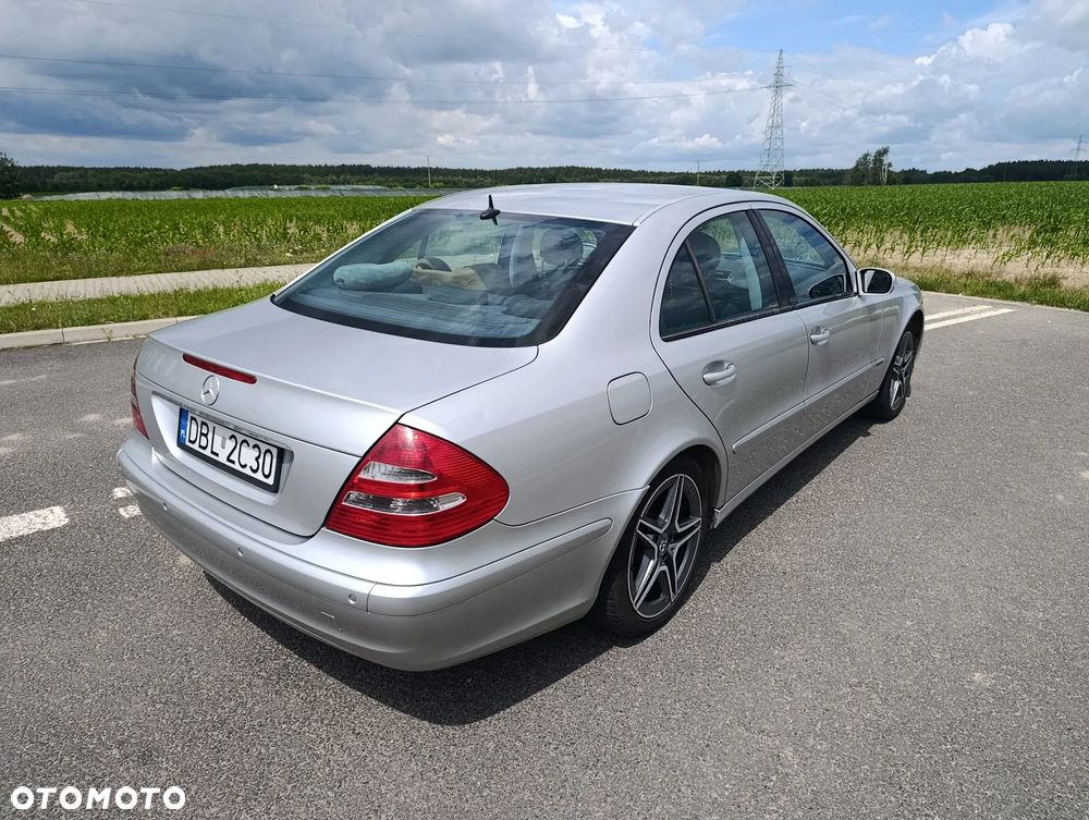 Mercedes-Benz Klasa E 200 CDI Classic - 10