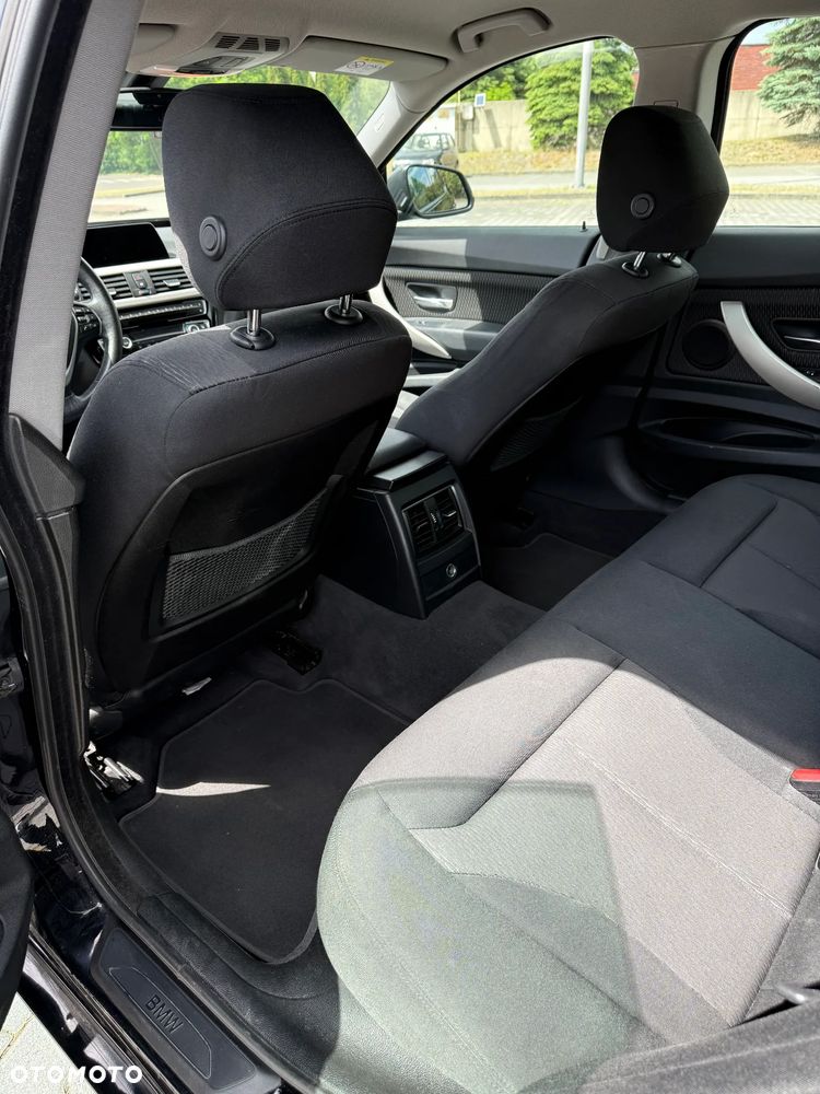 BMW 3GT 320i Advantage - 9