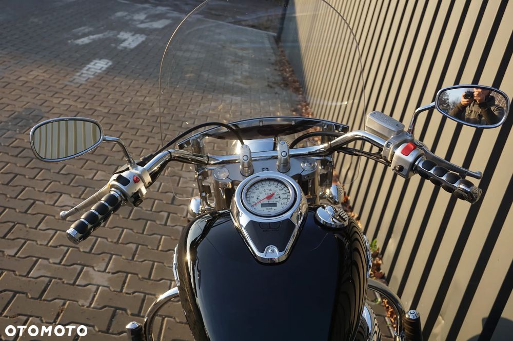 Suzuki Boulevard - 9