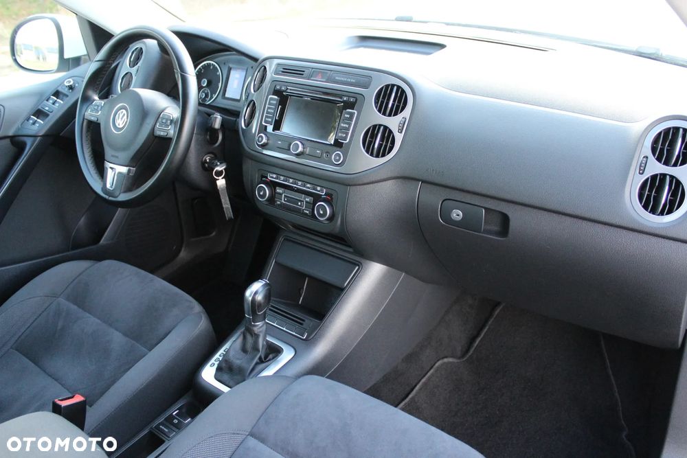 Volkswagen Tiguan - 24