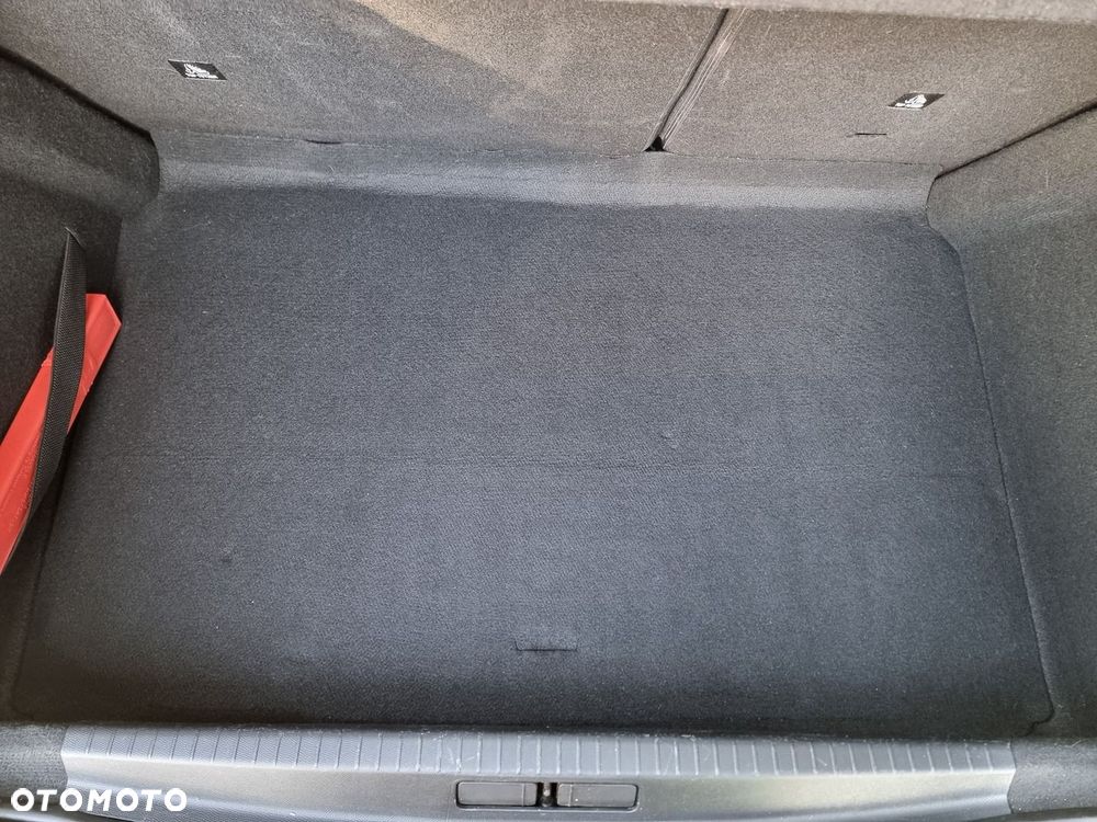 Peugeot 208 1.2 PureTech Active S&S - 23