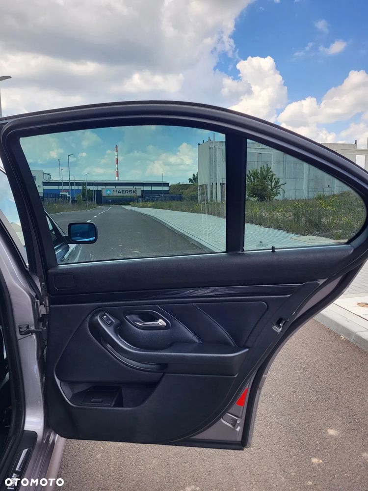BMW Seria 5 - 19