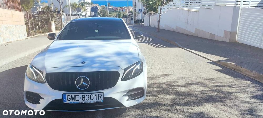 Mercedes-Benz Klasa E 300 9G-TRONIC - 8