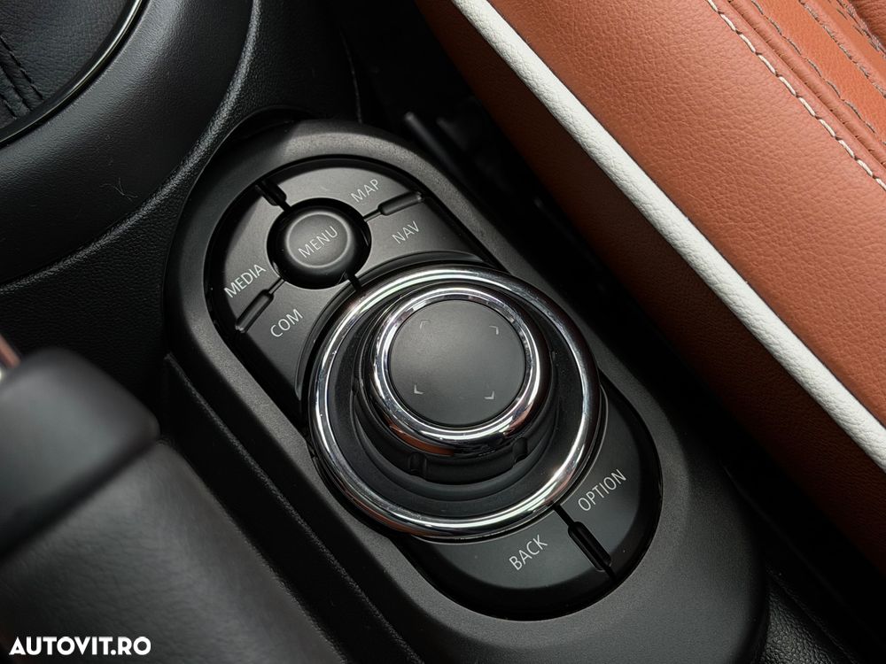 Mini Cooper S Sport-Aut. - 25