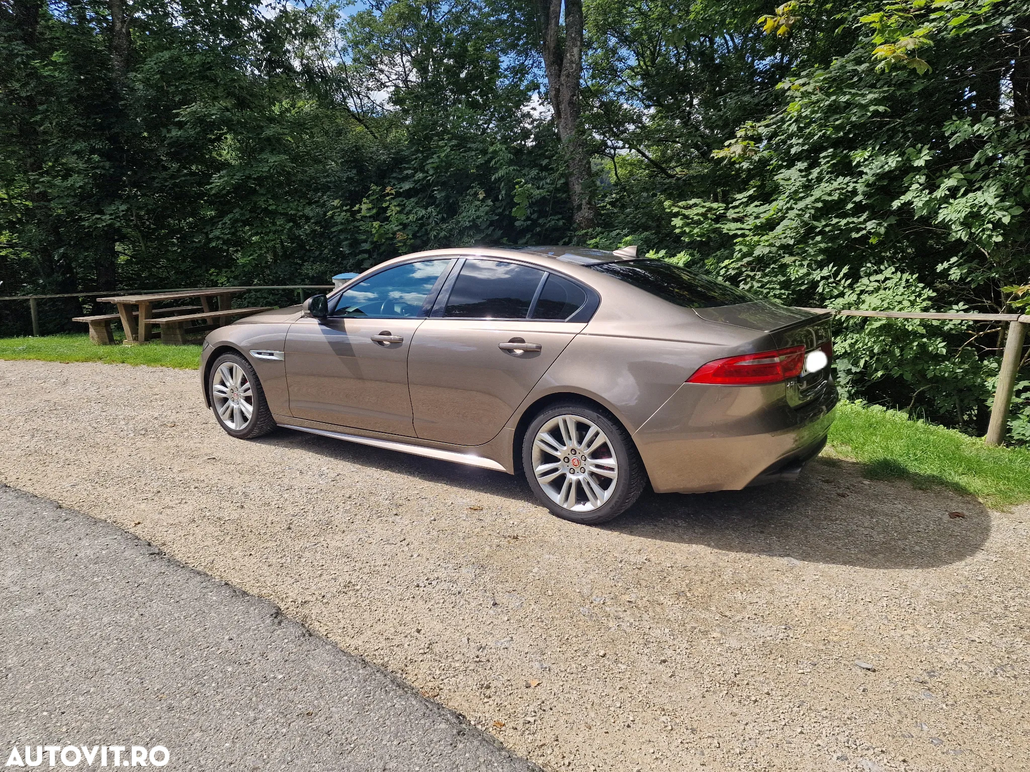 Jaguar XE 20d AWD Aut. R-Sport - 9