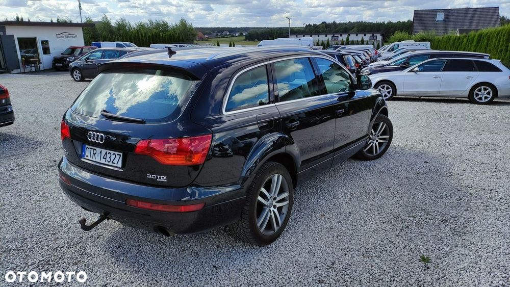 Audi Q7 - 15