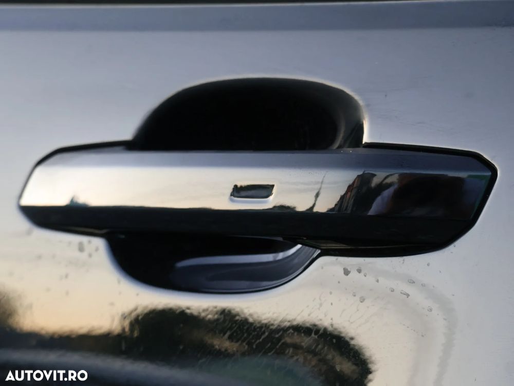 Audi A4 Limuzina 40 TDI S tronic S Line - 24