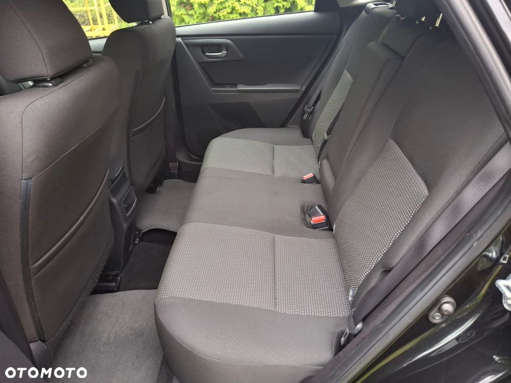 Toyota Auris 1.6 Valvematic Executive - 25