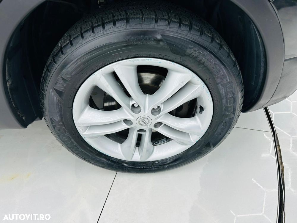 Nissan Qashqai 1.6 DCI N-Connecta - 10