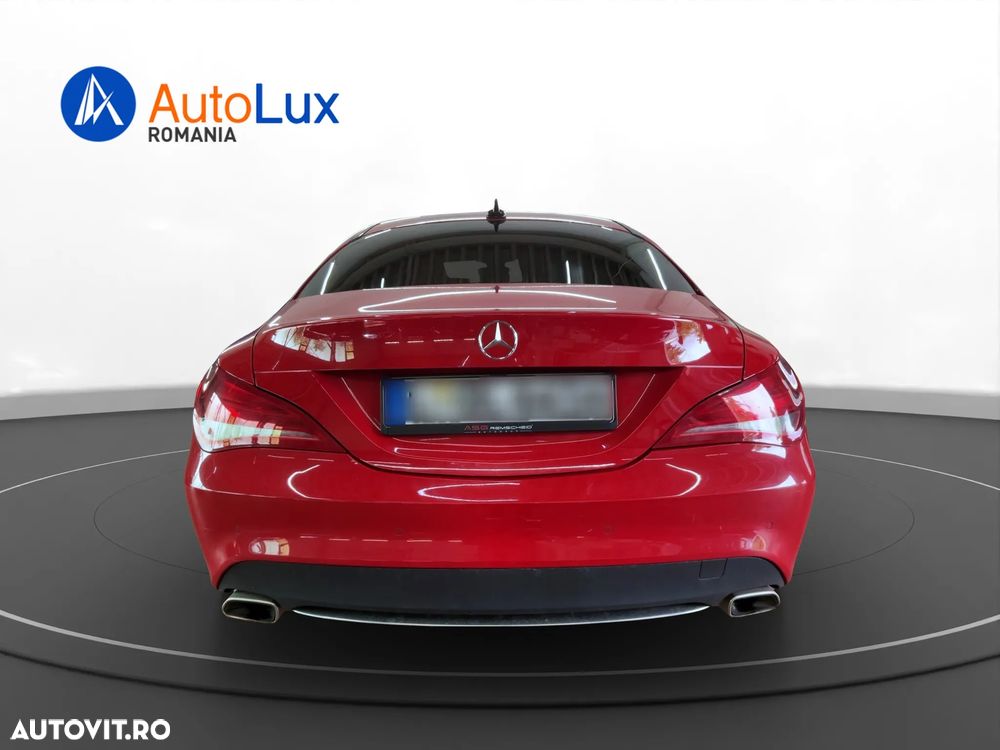 Mercedes-Benz CLA 220 d 7G-DCT Urban - 4