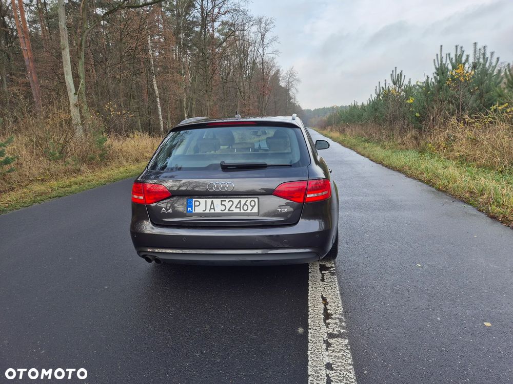 Audi A4 Avant - 5