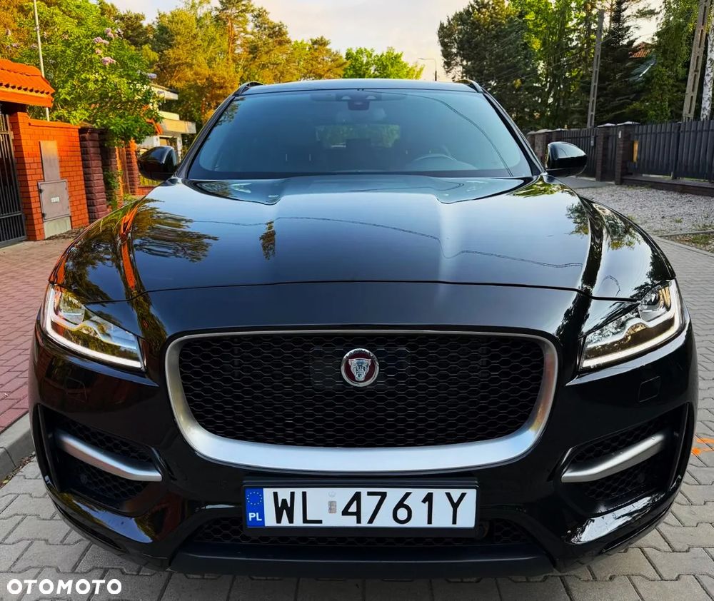 Jaguar F-Pace 2.0 i4P AWD R-Sport - 32