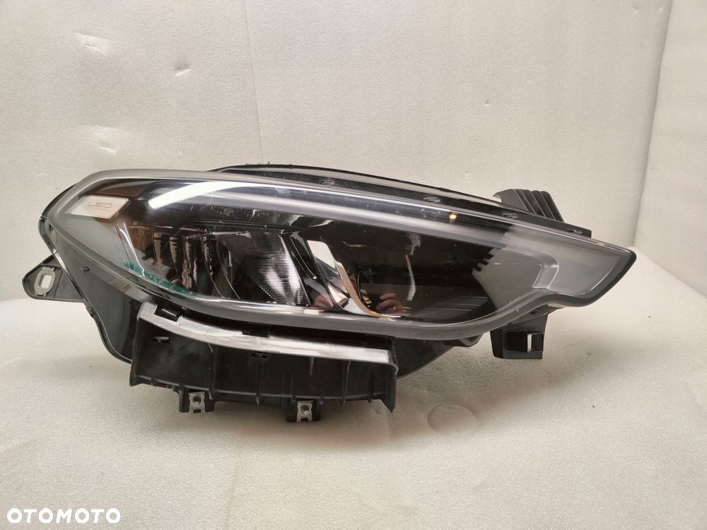 fiat tipo ii lift full led lampa prawy przód 5221328200 - 1