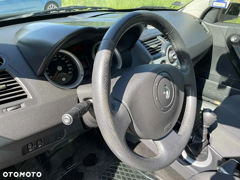 Renault Megane CC 2.0 Luxe Dynamique - 16