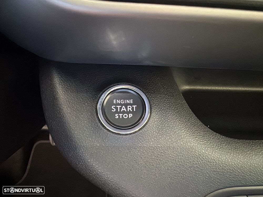 Jeep Avenger 54 kWh Summit - 21