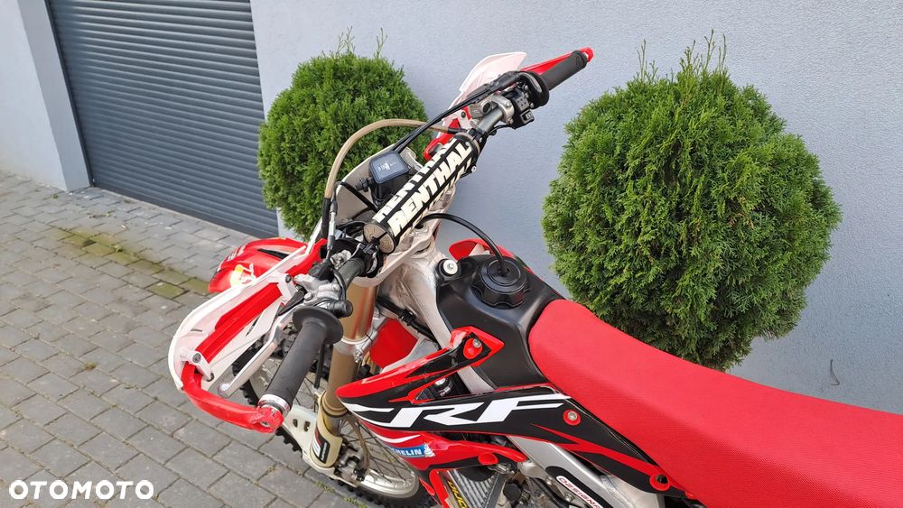 Honda CRF - 39